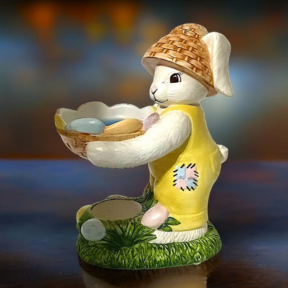 Laurie Korsgaden Easter Bunny Wax Warmer Ceramic Watercolors Springtime‎ Vintage